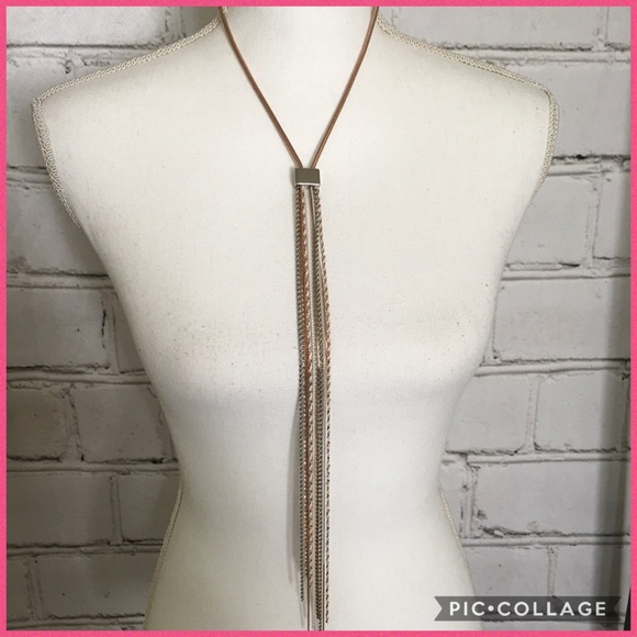White House Black Market Jewelry - WHBM Rose Gold Chain Pendant Necklace